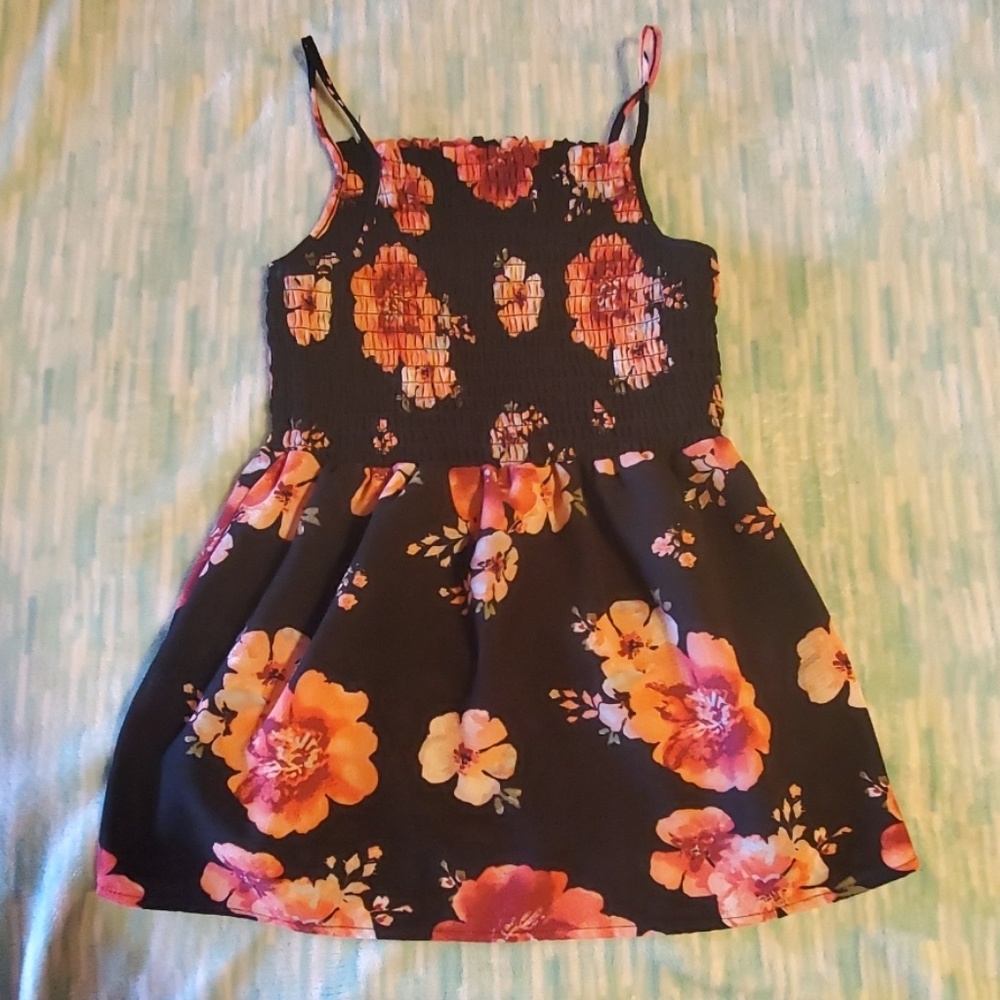 High streachy, flowy summer shirt